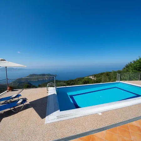 Kamini By Vintage Travel Villa