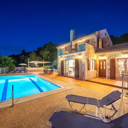 Kamini By Vintage Travel Villa *