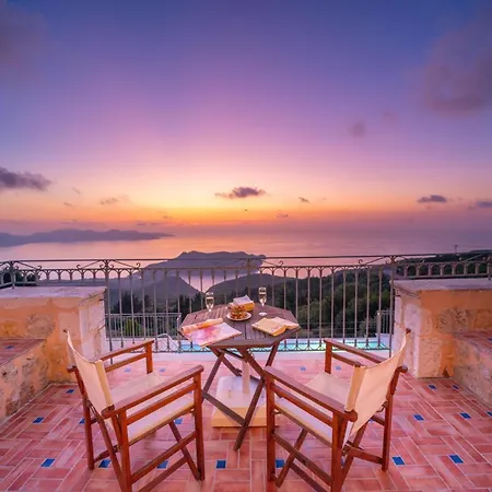 Villa Kamini By Vintage Travel *